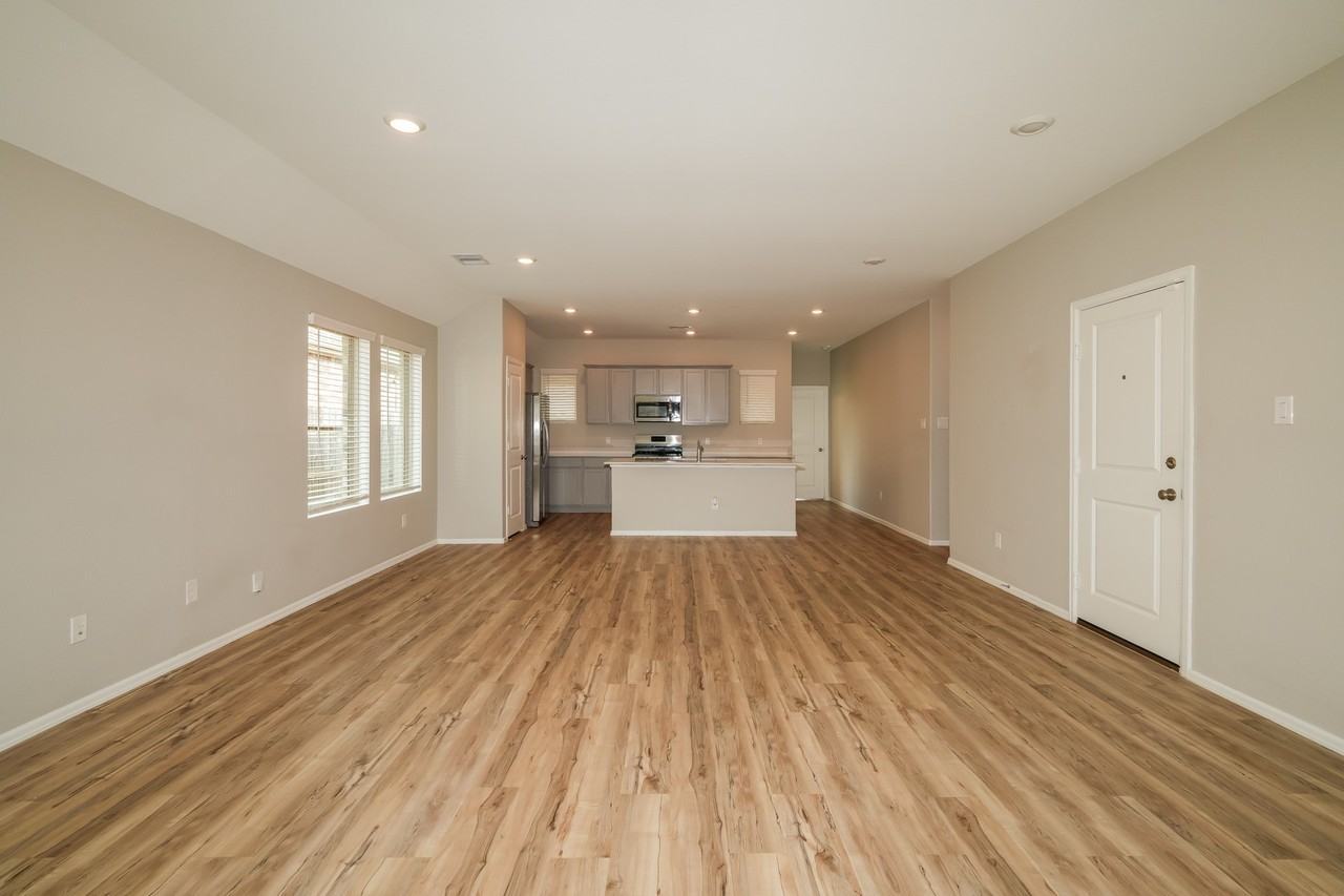 19077 Sonora Chase Dr #19077 - Photo 5 of 15