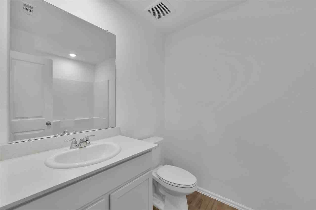 21031 Longeni Dr #21031 - Photo 4 of 20