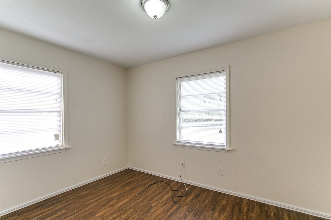 1417 Jennifer Ln #1417 - Photo 6 of 13