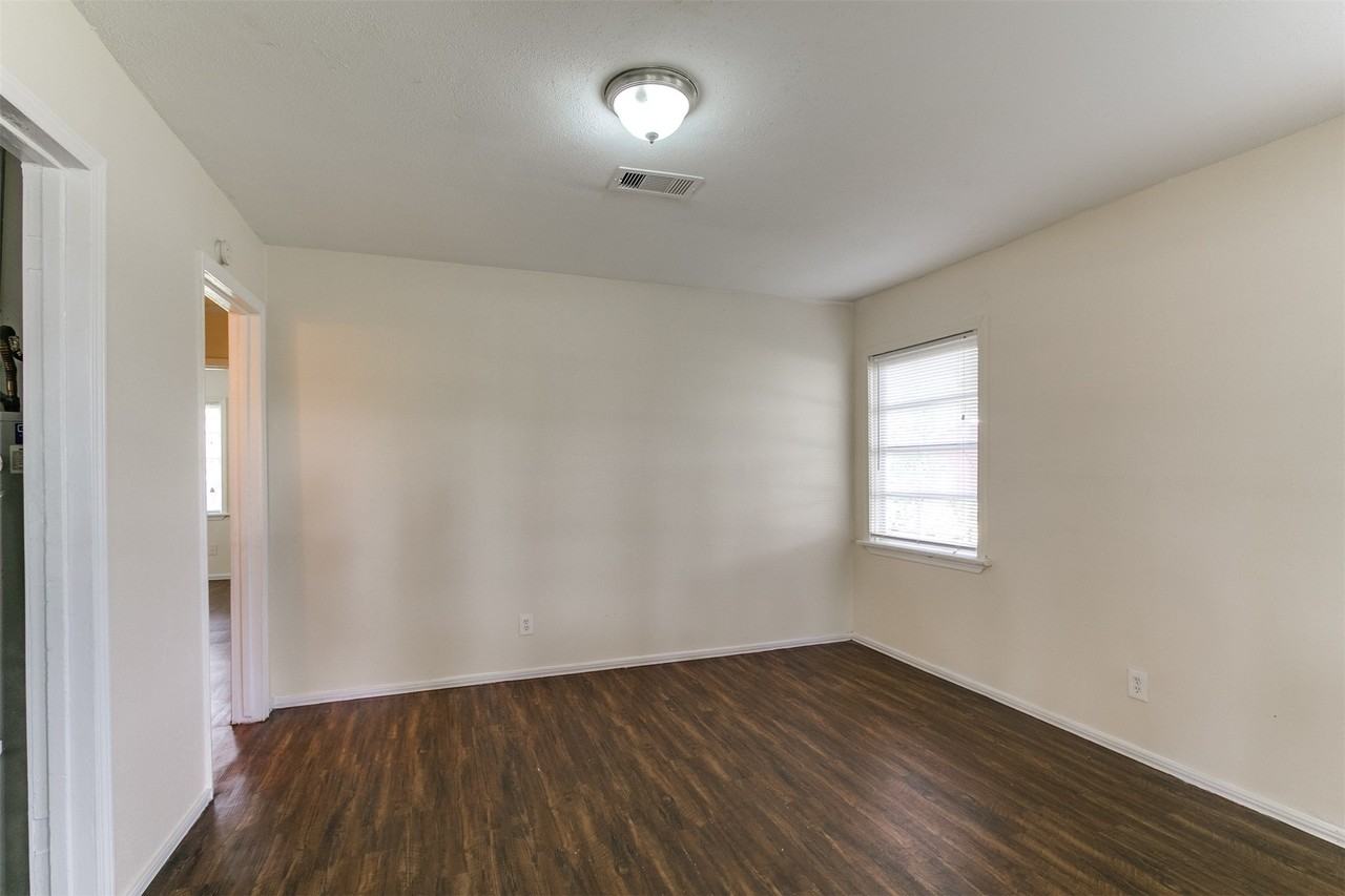 1417 Jennifer Ln #1417 - Photo 7 of 13