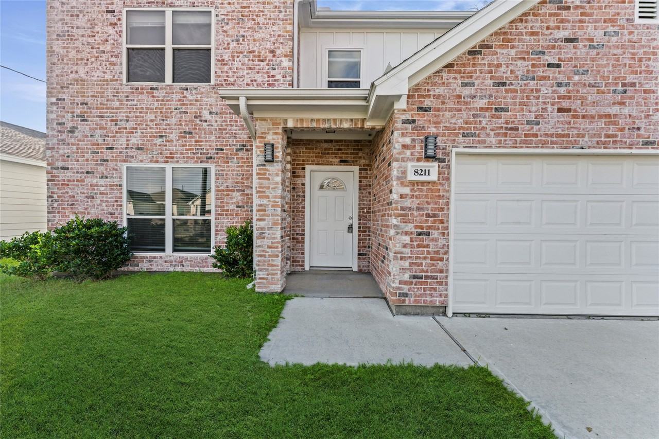 8211 James Franklin St #8211 - Photo 7 of 29