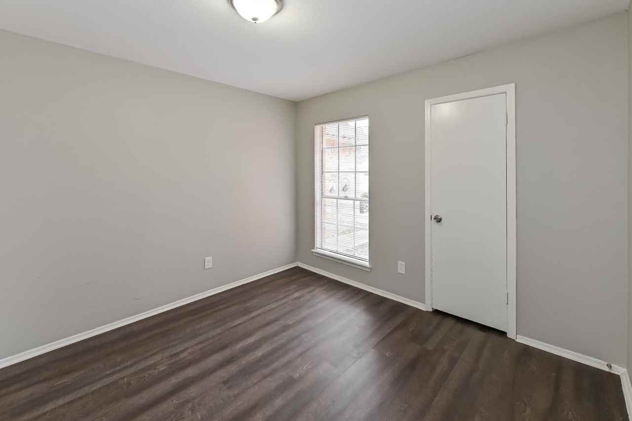 8703 Saratoga Forest Dr #8703 - Photo 5 of 15