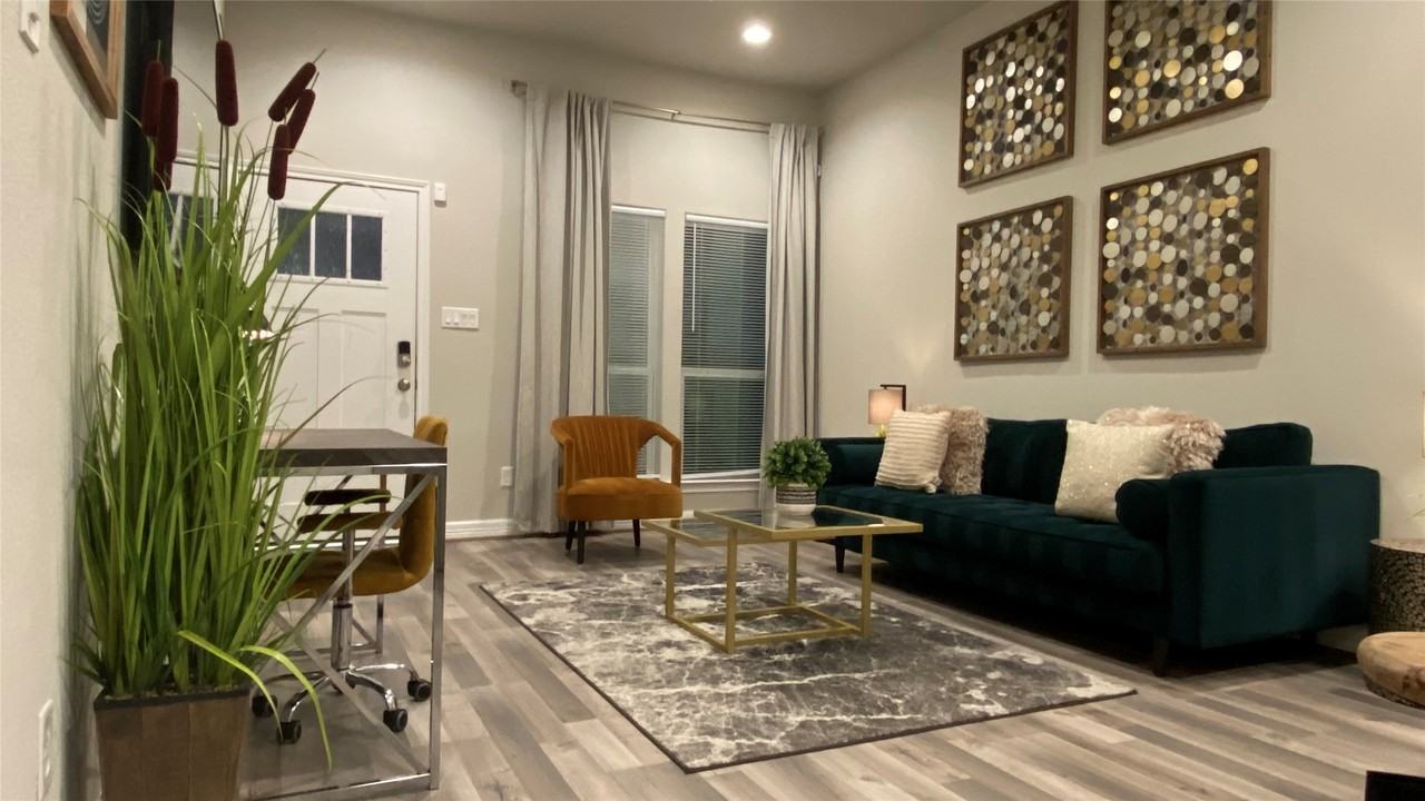 4403 Nichols St #4403-8 - Photo 2 of 9