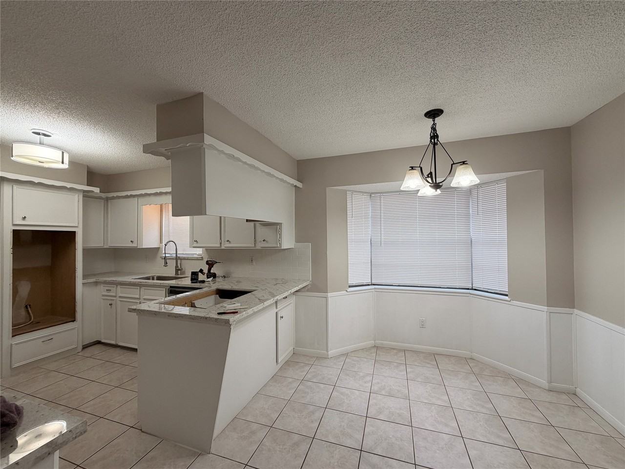 13015 Shady Knoll Ln #13015 - Photo 4 of 11