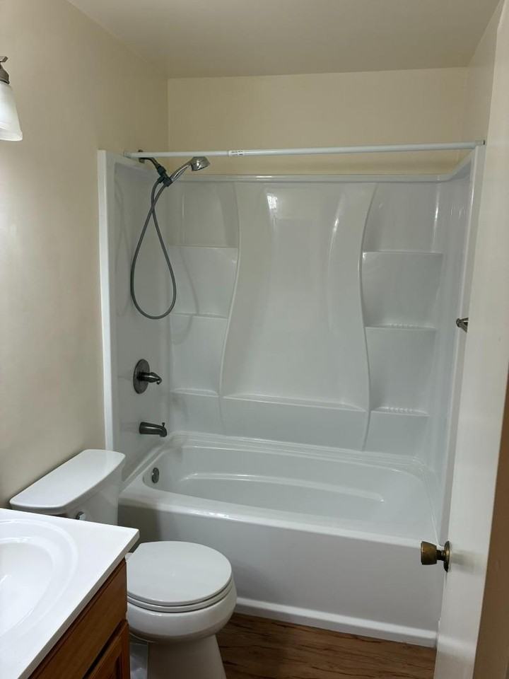 109 Piccadilly Pl #109E - Photo 6 of 14