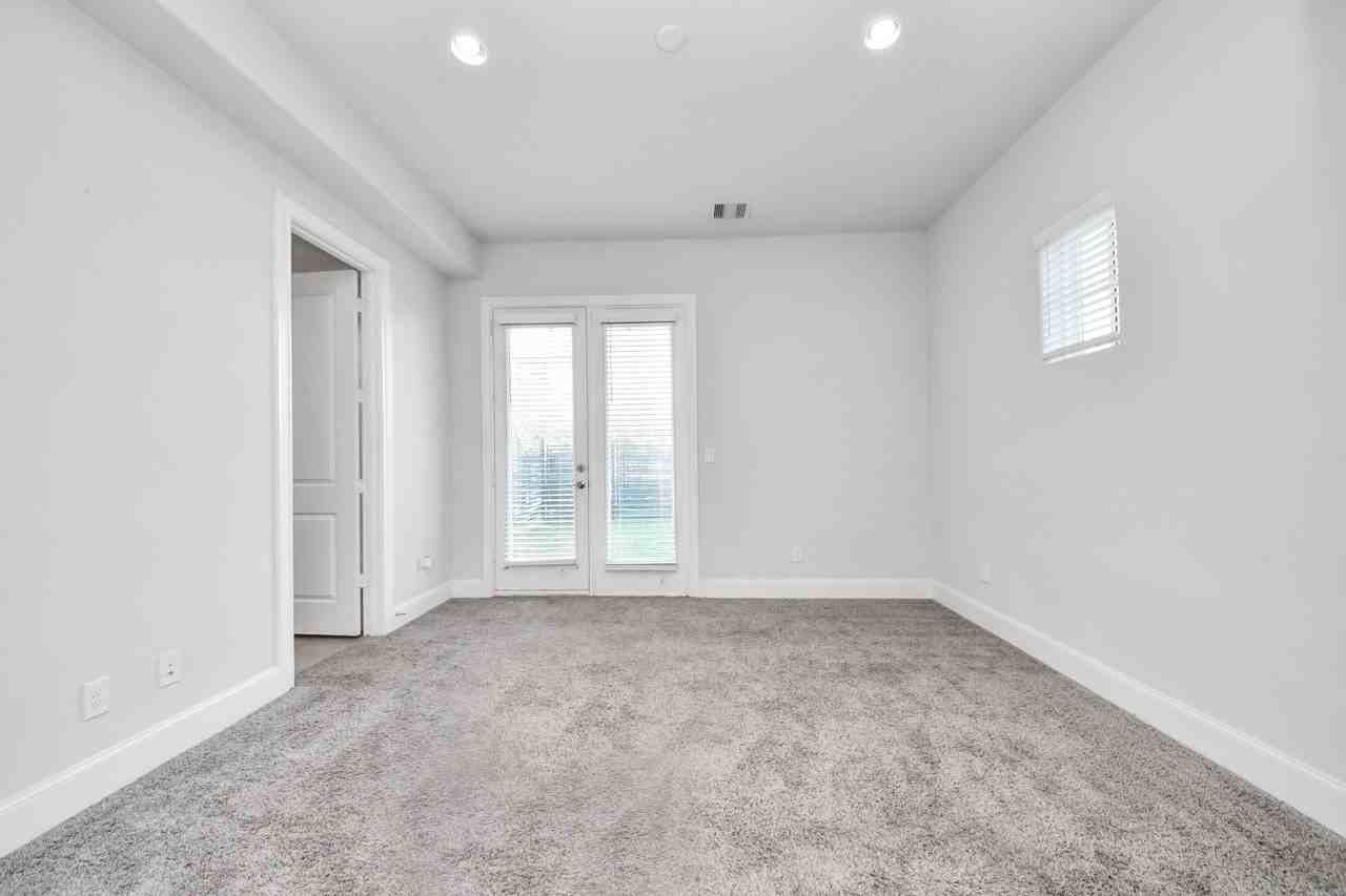 826 Cage St #826 - Photo 5 of 45