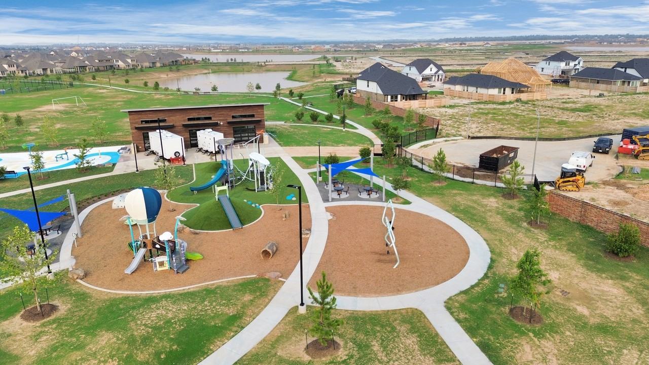 4615 Aurora Glen Dr #4615 - Photo 6 of 42