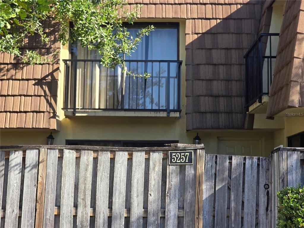 5257 Coral Ct #5257 - Photo 3 of 9