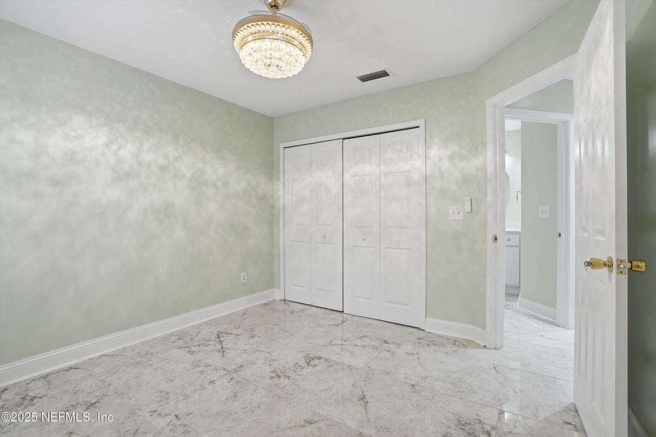 2810 Sweetholly Dr #2810 - Photo 6 of 28