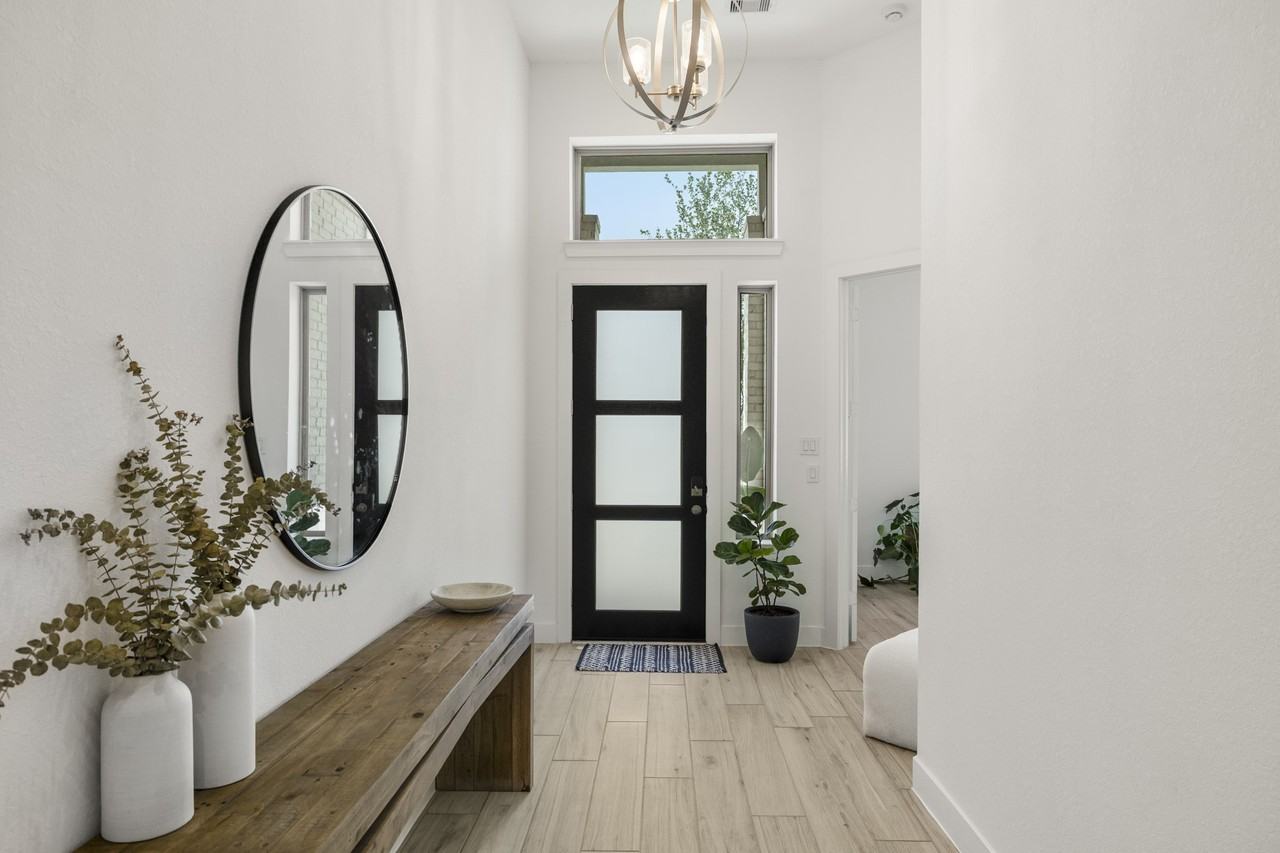 7403 Hanover Ln #7403 - Photo 5 of 34