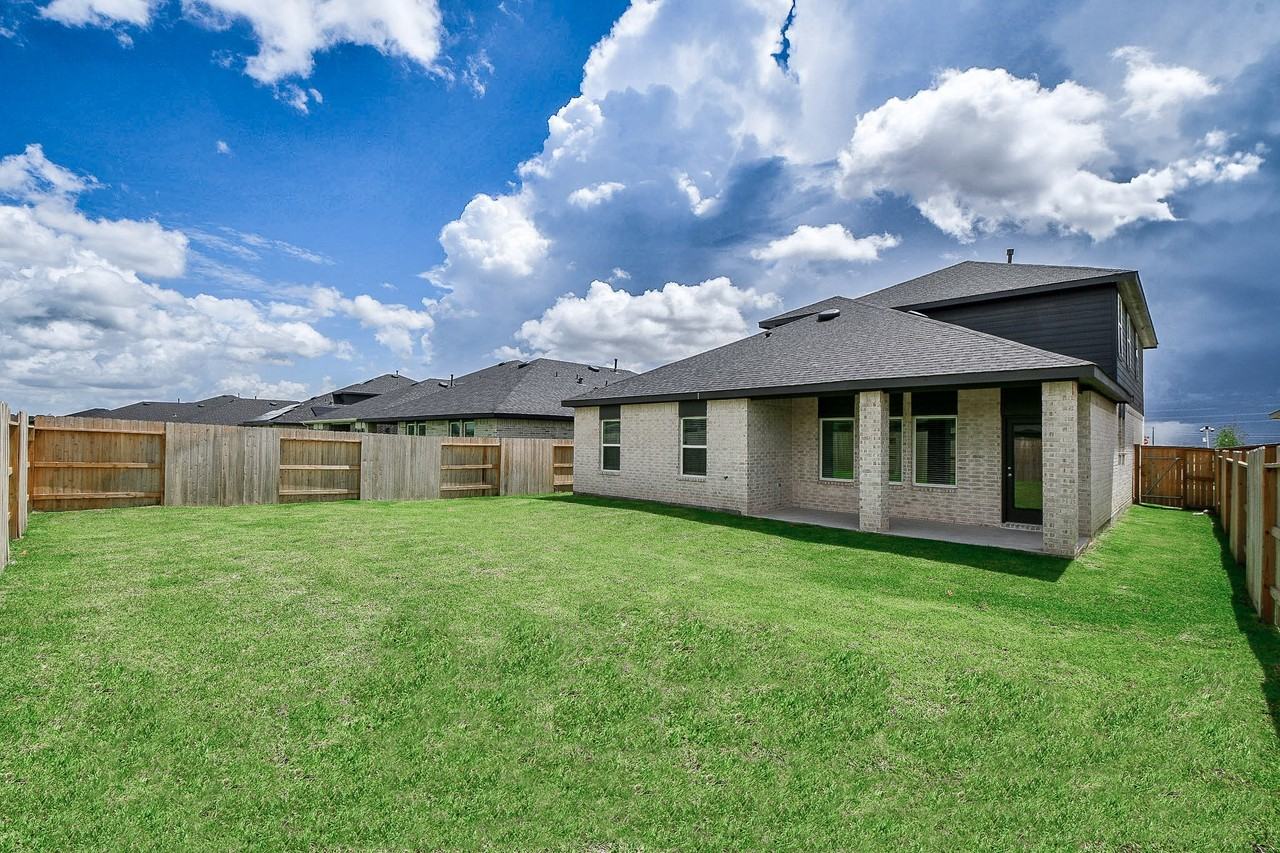 6023 Ginevra Summers Dr #6023 - Photo 2 of 27