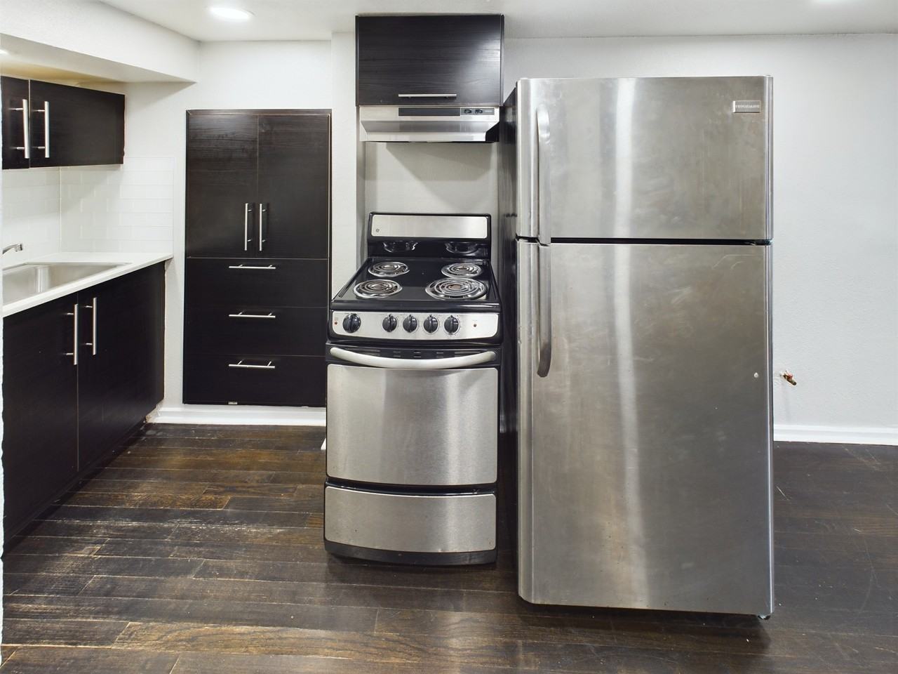 605 Enid 1/2 2 Street #605 - Photo 7 of 7