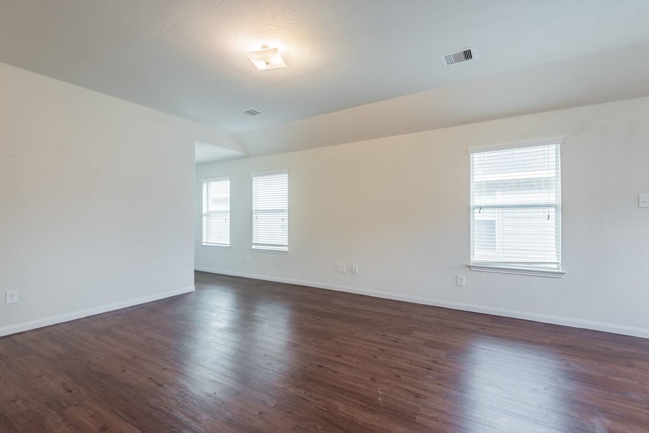 14942 Hidalgo Valley Ln #14942 - Photo 4 of 19