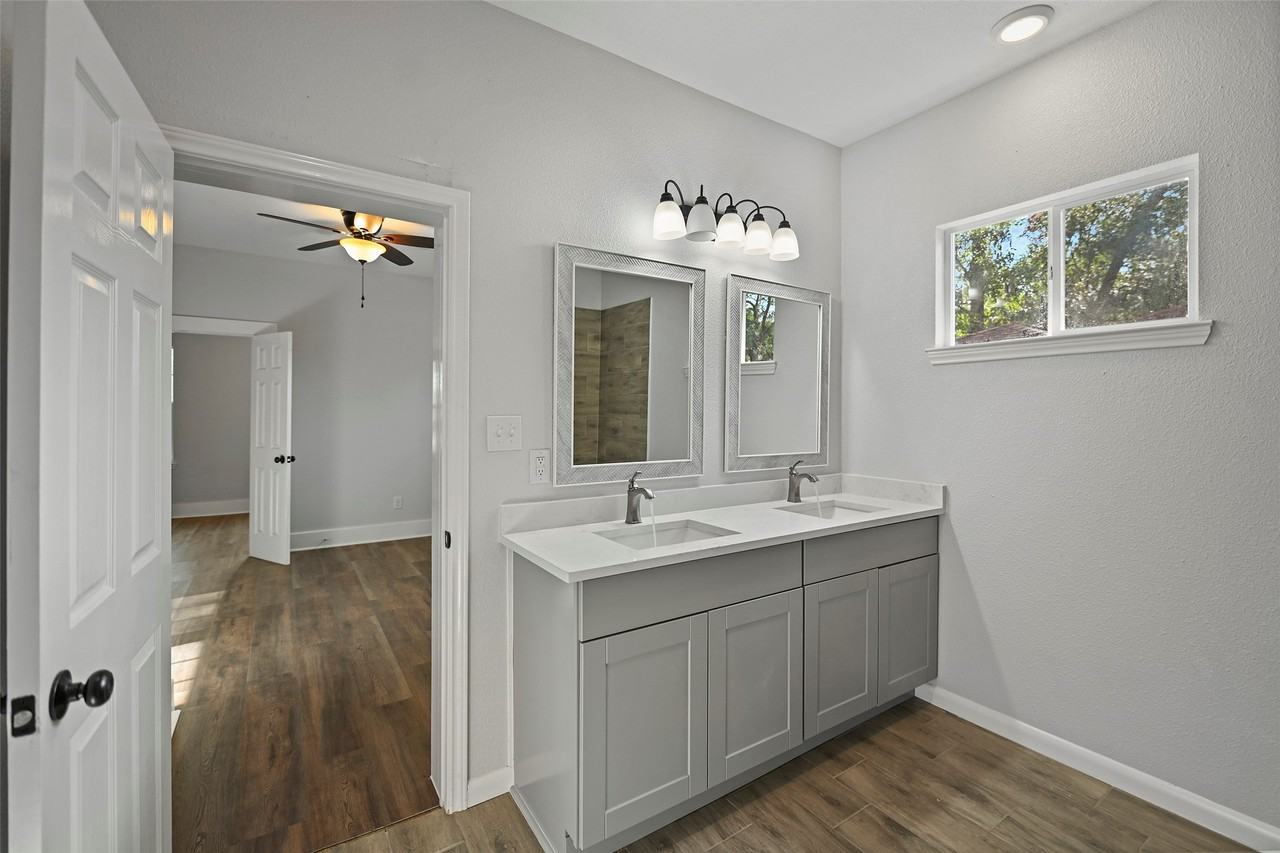 17507 Wild Oak Dr #17507 - Photo 3 of 31