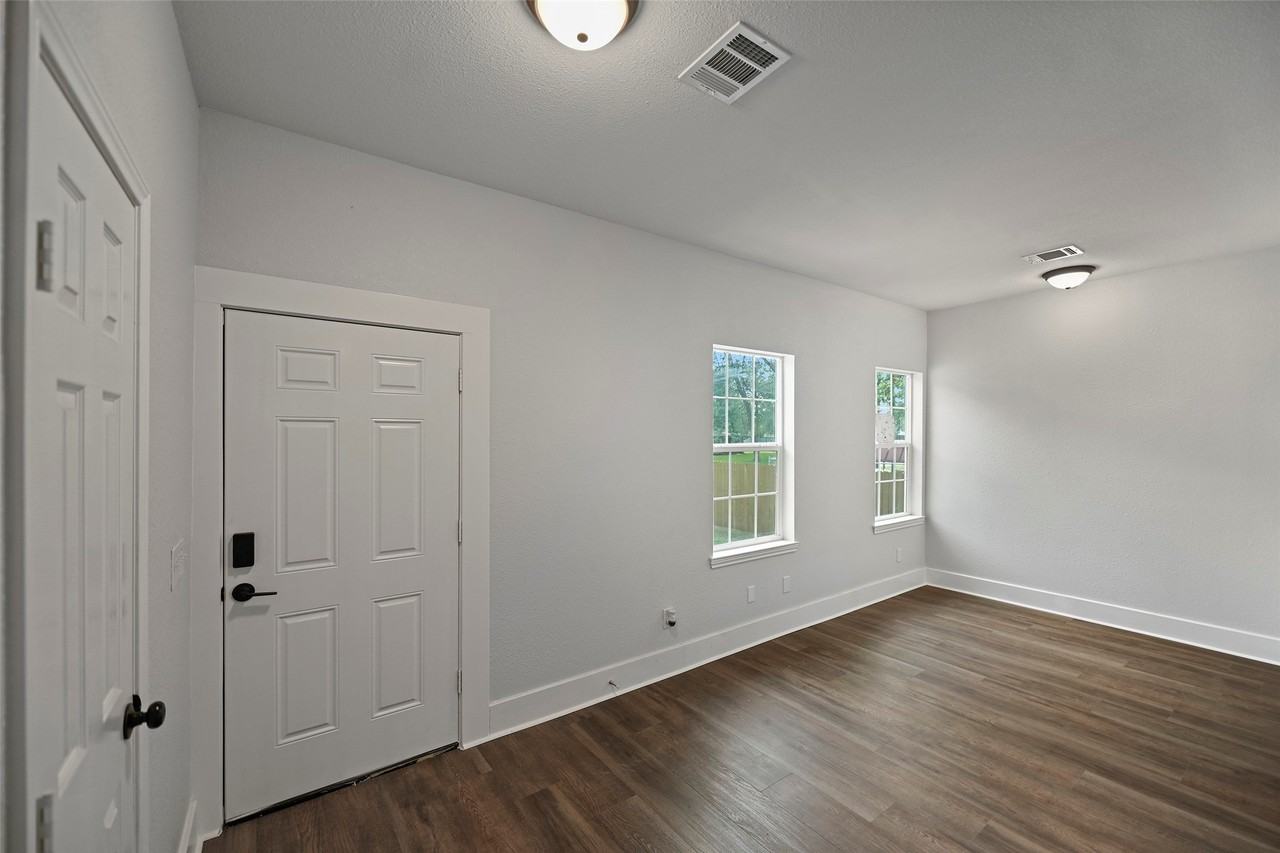 17507 Wild Oak Dr #17507 - Photo 6 of 31