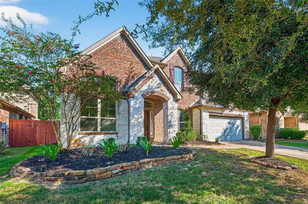 22743 Adrift Row Ln #22743 - Photo 2 of 31