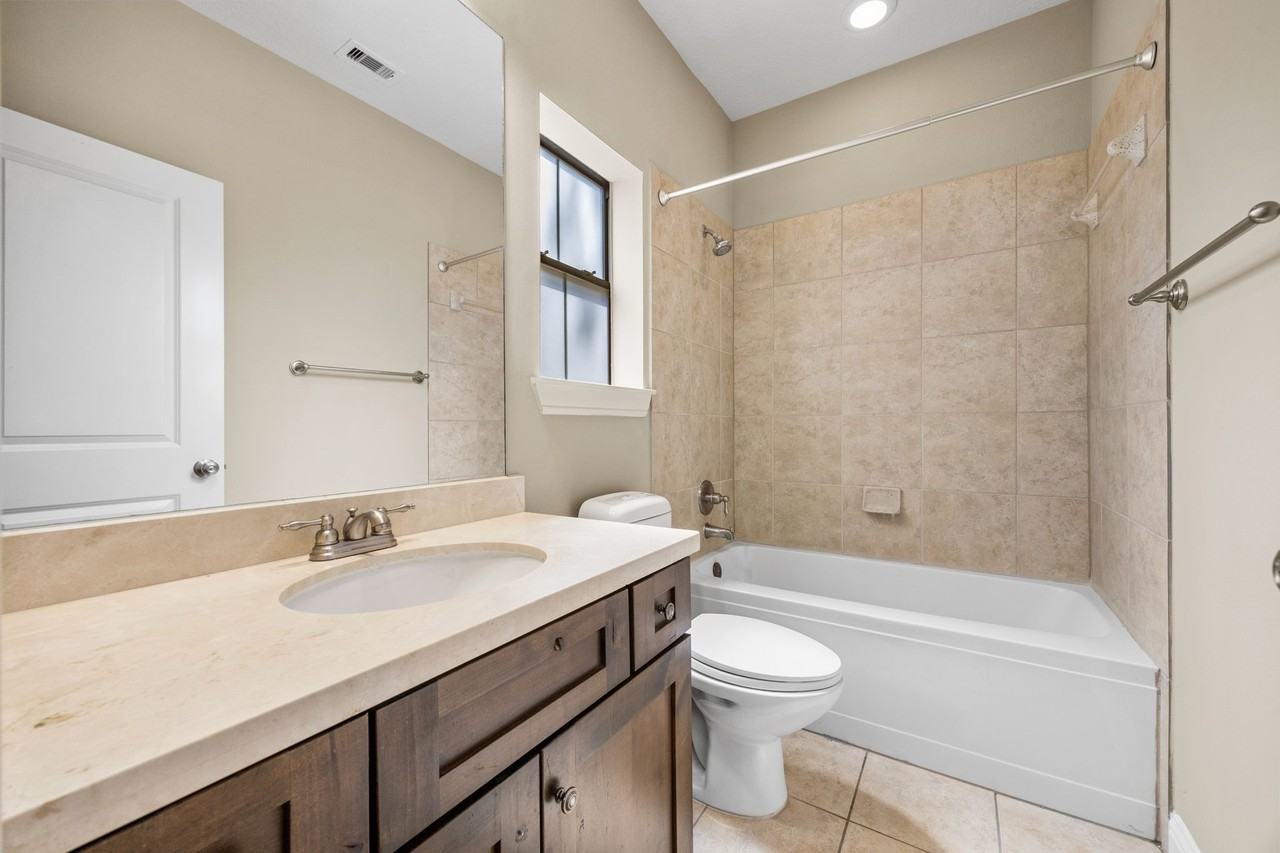 5213 Eigel St #5213A - Photo 4 of 30