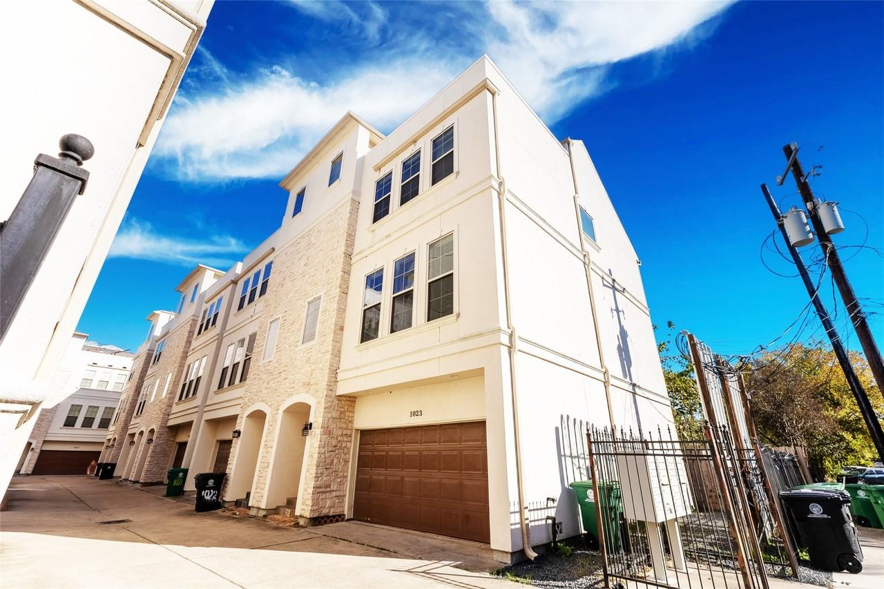 5226 Kiam St #5226-1023 - Photo 2 of 34