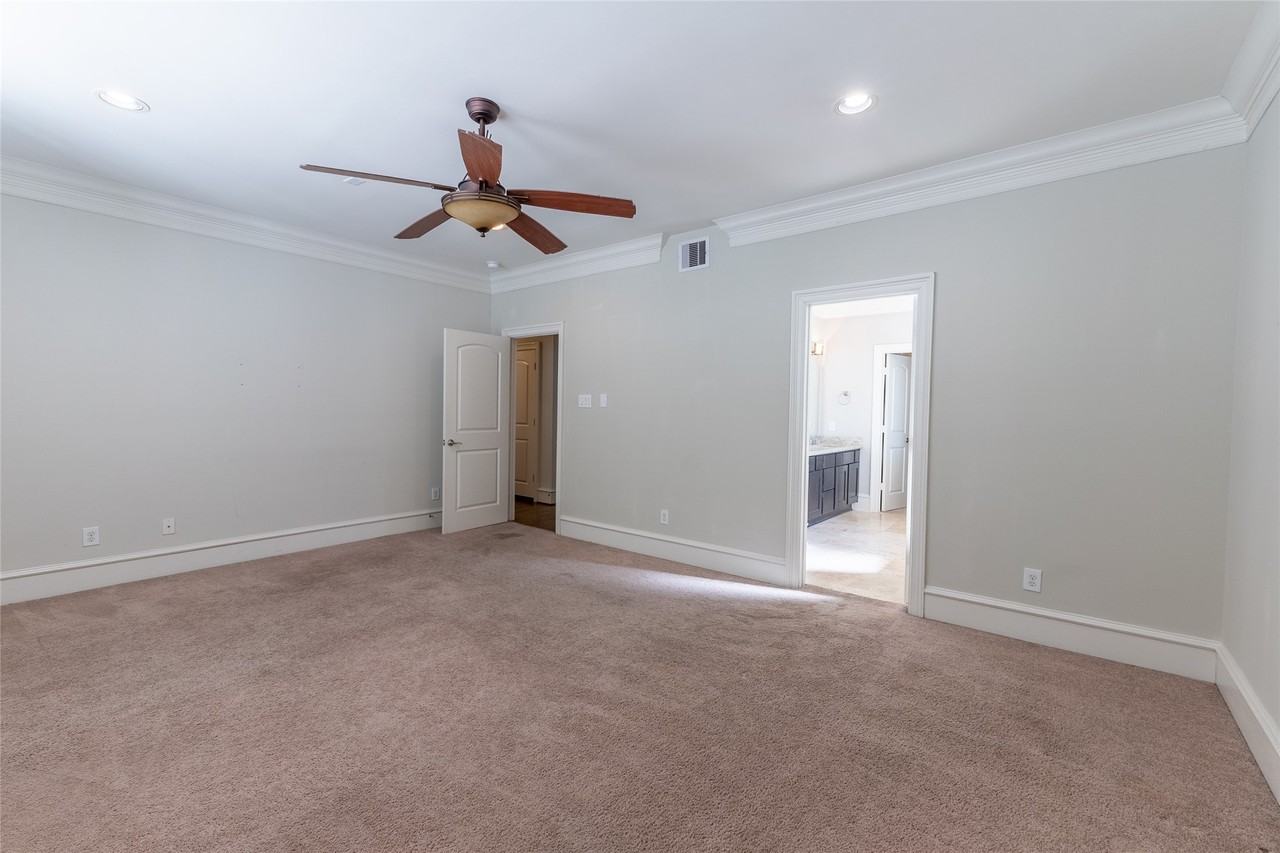 5226 Kiam St #5226-1023 - Photo 7 of 34