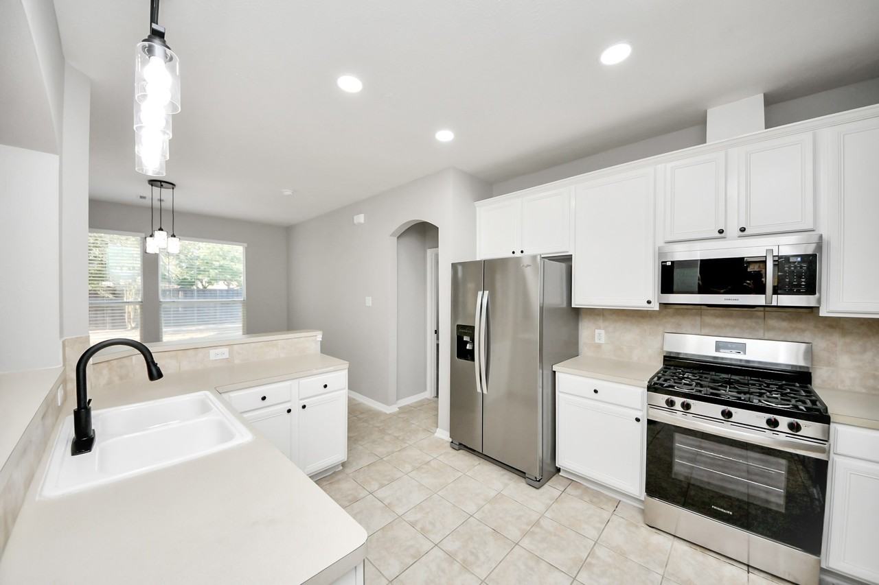 13111 Porter Meadow Ln #13111 - Photo 7 of 32