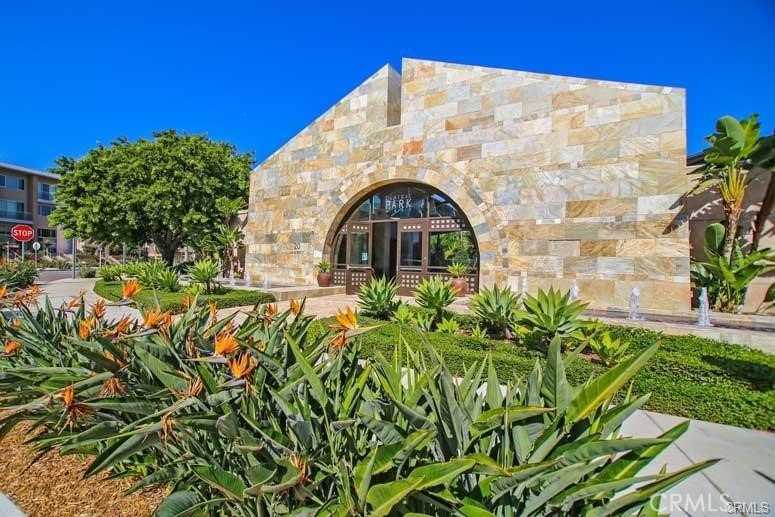 2230 Nolita #2230 - Photo 2 of 16