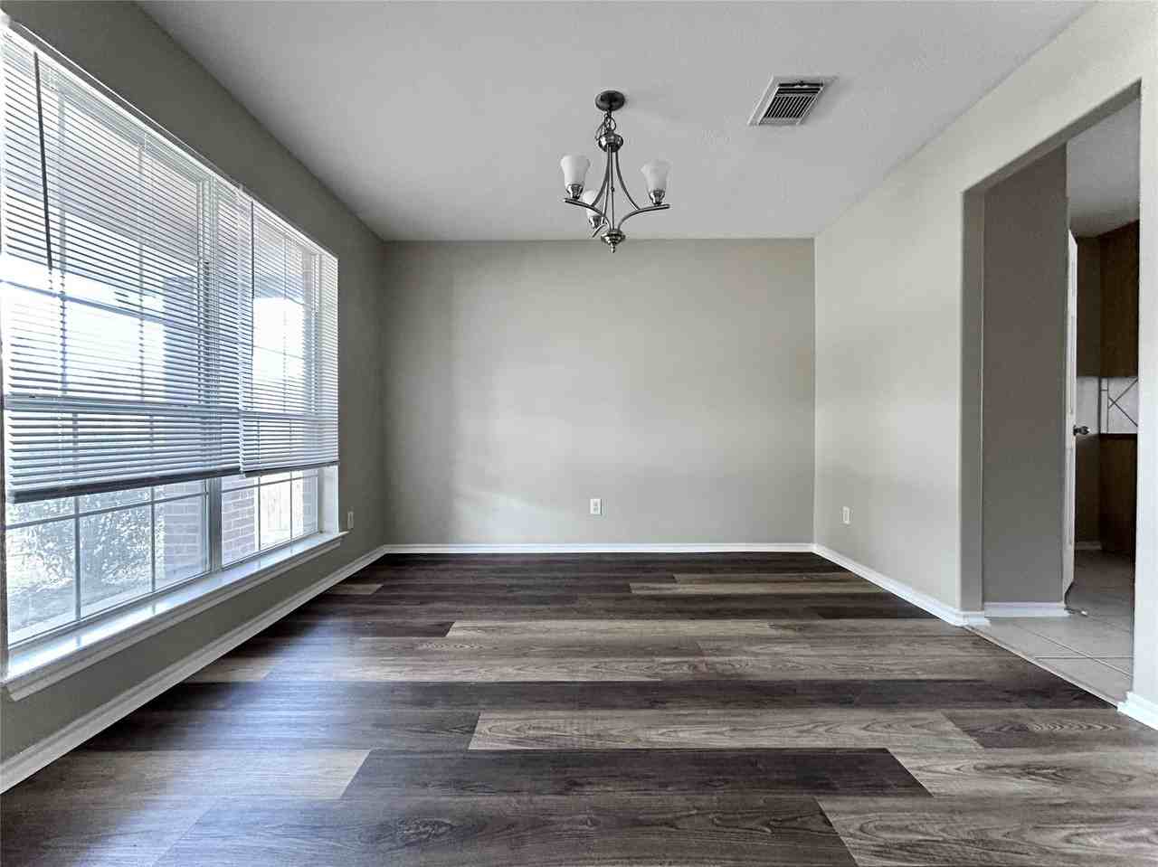 21814 Kardy St #21814 - Photo 3 of 34