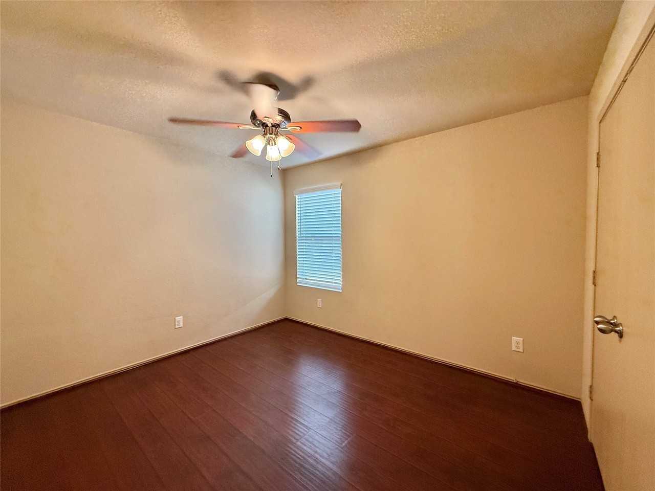 24210 Silversmith Ln #24210 - Photo 5 of 29