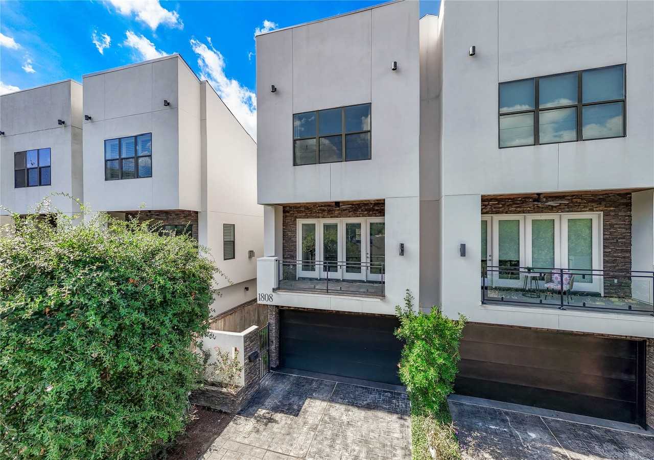 1808 Ridgewood St #1808 - Photo 4 of 47