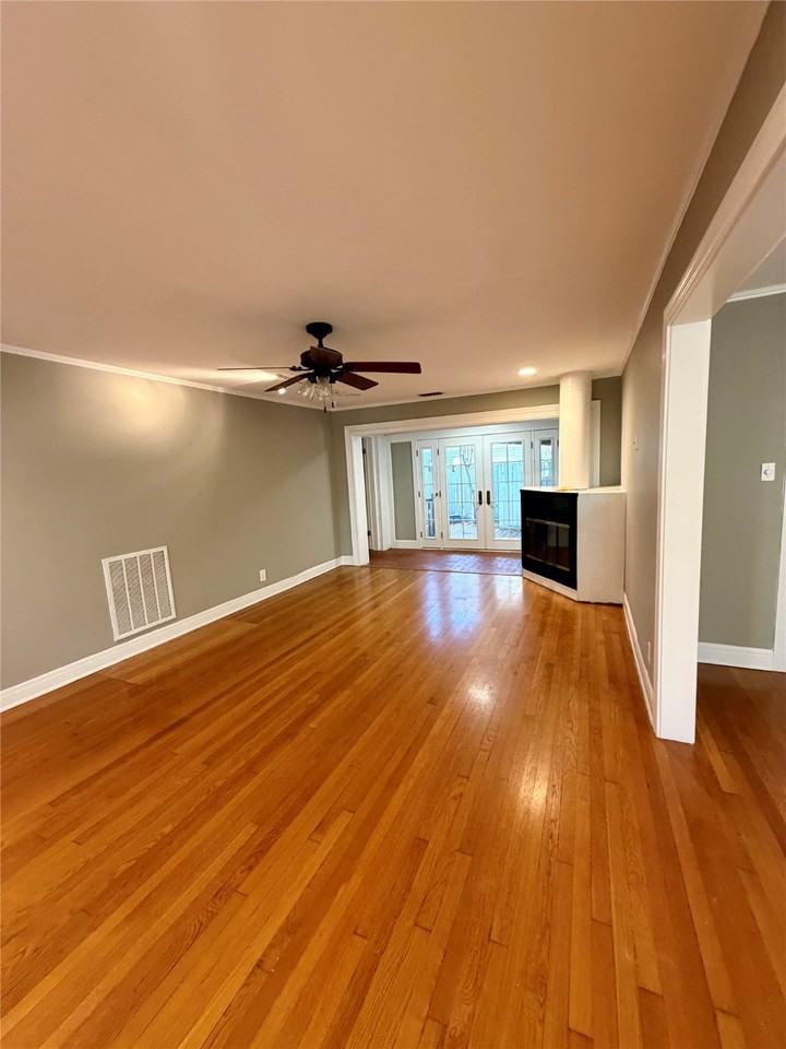 1621 Cherryhurst St #1621 - Photo 2 of 21