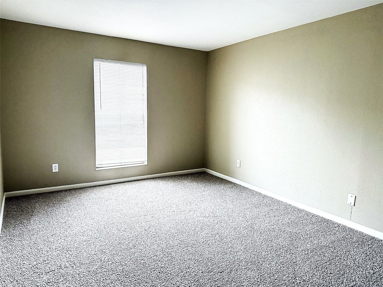 2200 Cypress Landing Dr #2200C10 - Photo 4 of 8