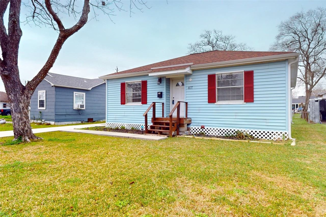 407 Arizona St #407 - Photo 3 of 25