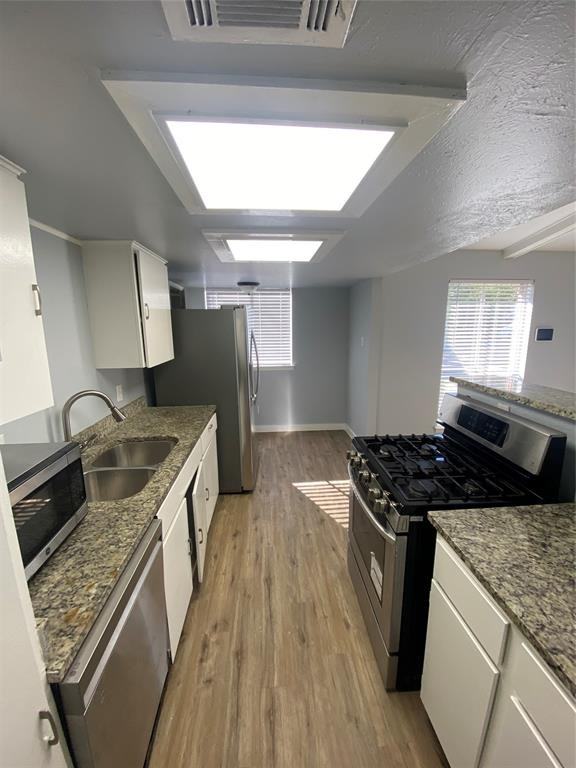 6026 Crosswood Ln #6026 - Photo 3 of 25