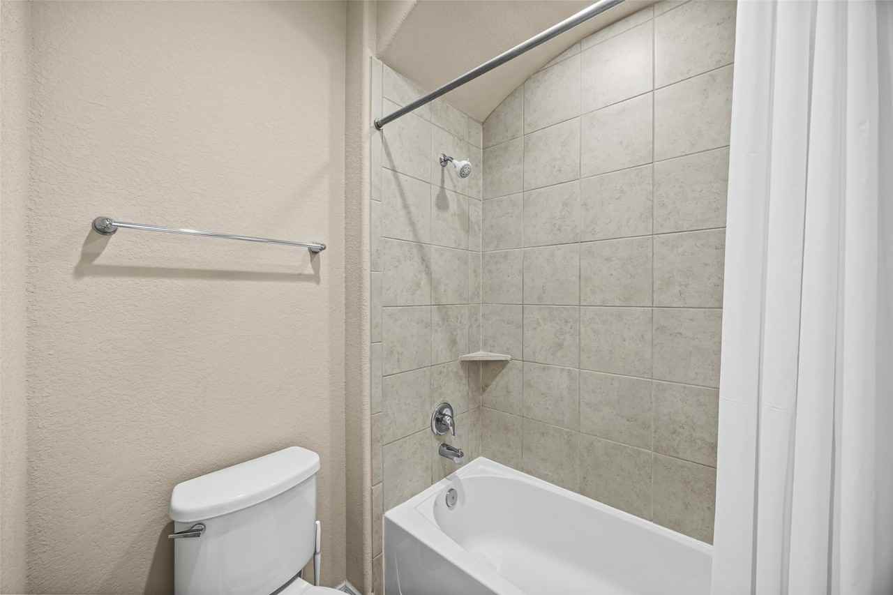 5615 Glenfield Spring Ln #5615 - Photo 5 of 28