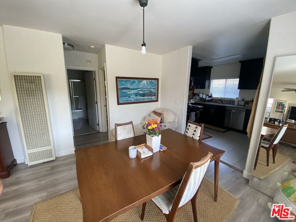 1444 S Cochran Ave #1444 - Photo 2 of 23