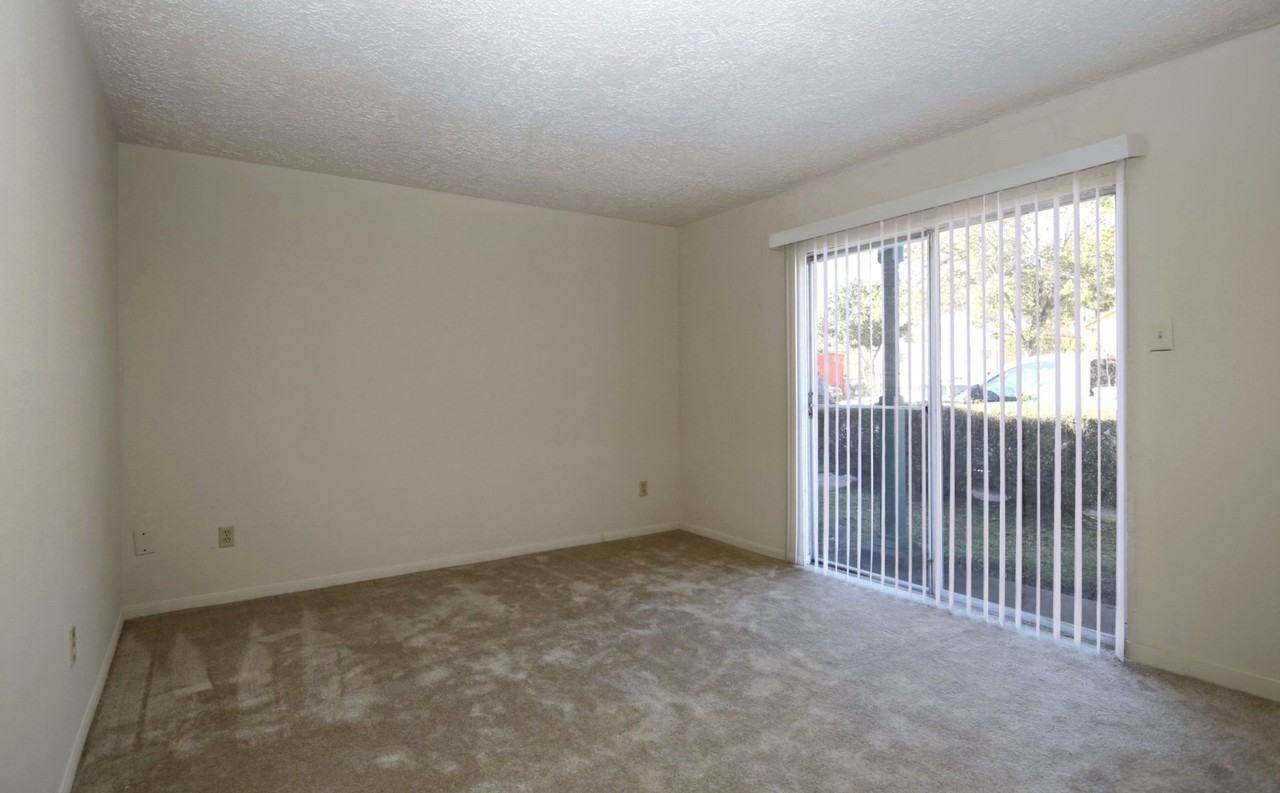 13611 Ravensway Dr #13611B - Photo 3 of 18