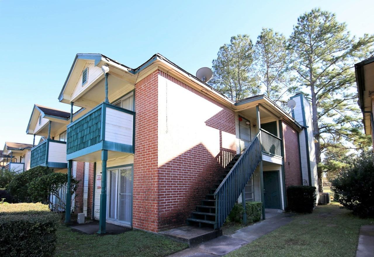 13611 Ravensway Dr #13611B - Photo 4 of 18