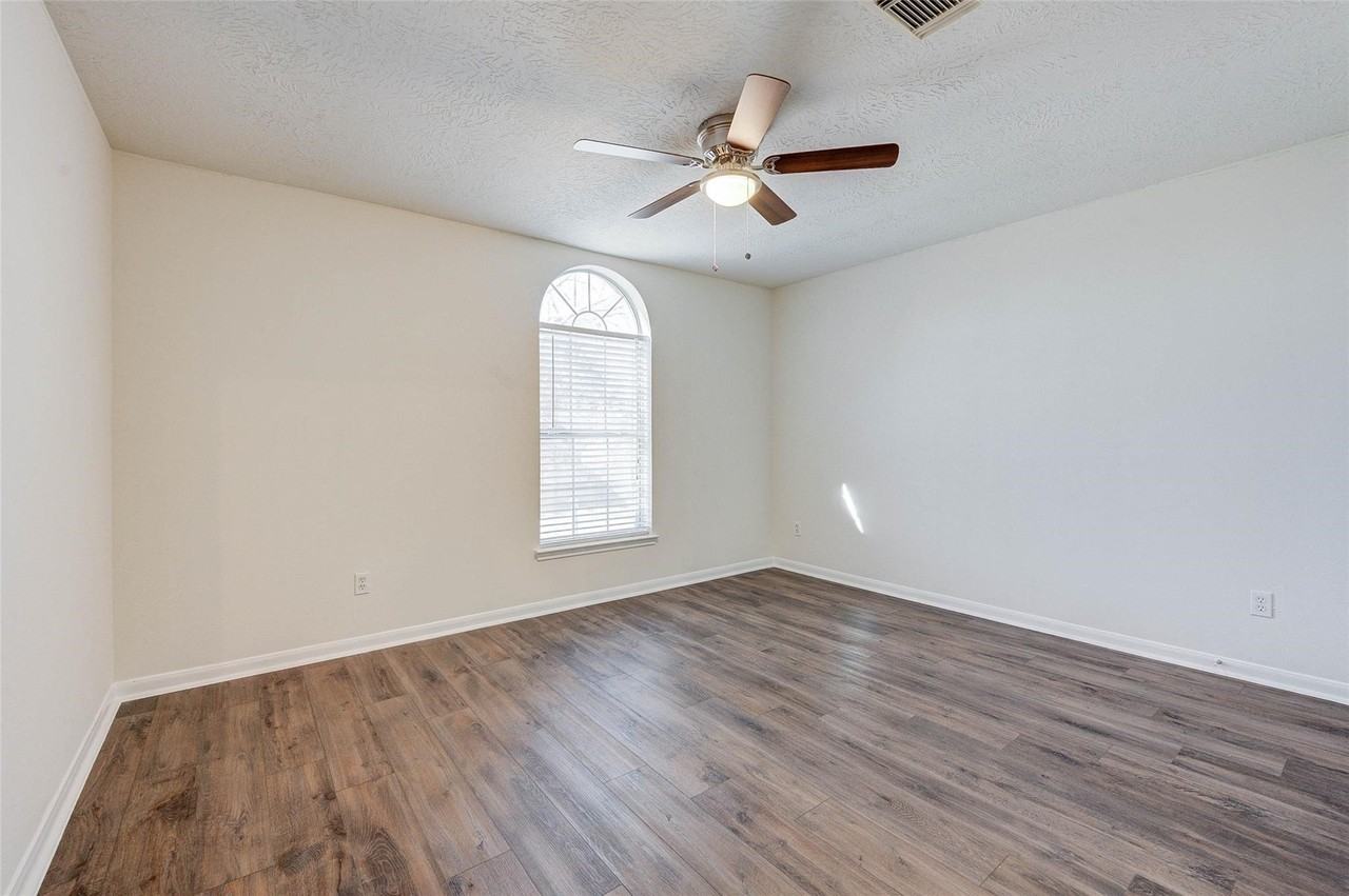 21322 Harvest Grove Ct #21322 - Photo 6 of 42