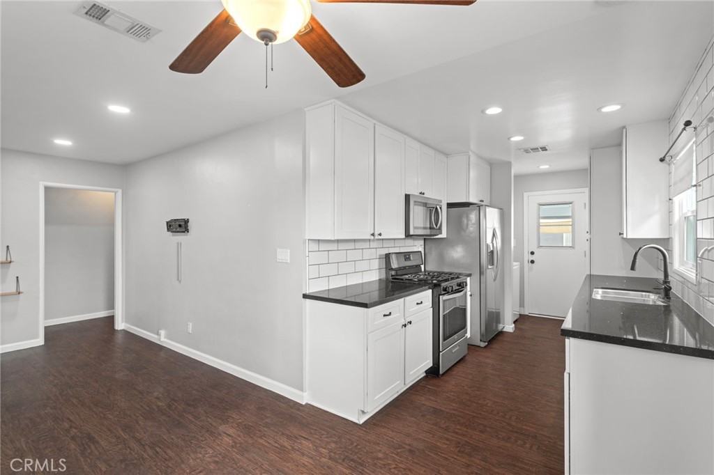 3469 Verde St #3469 - Photo 4 of 22