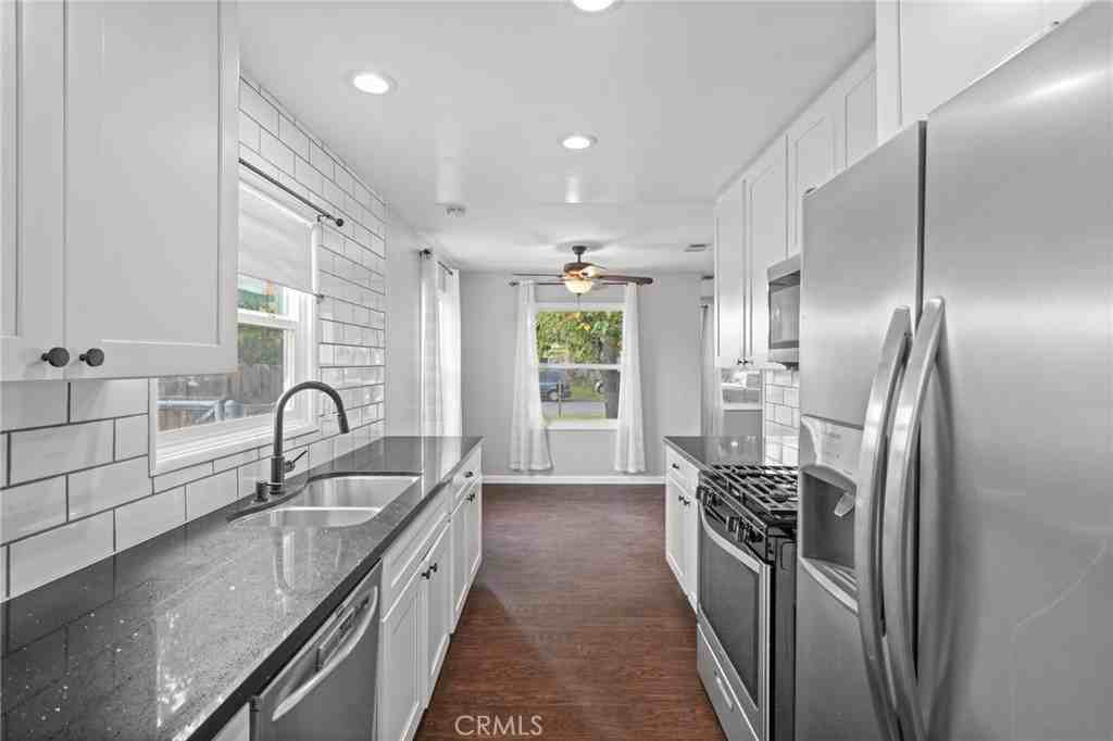 3469 Verde St #3469 - Photo 5 of 22