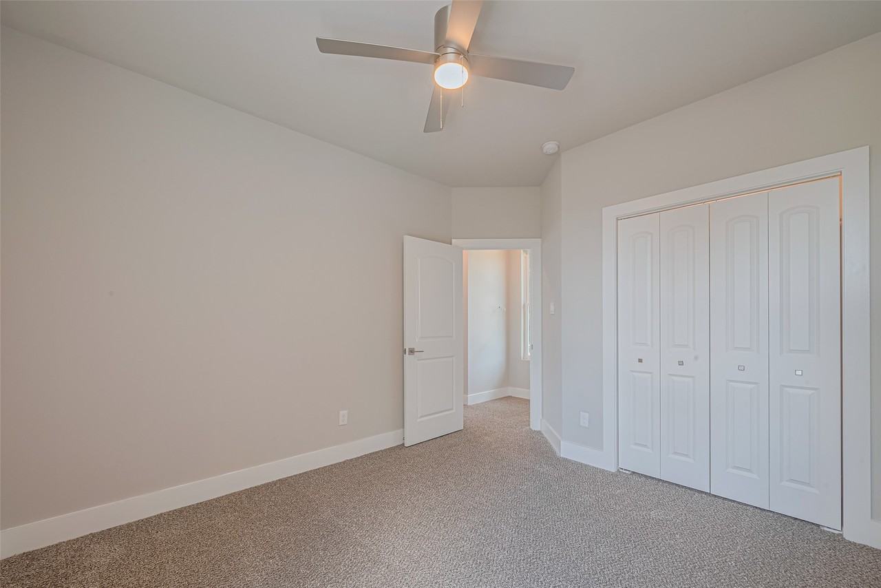 7207 Force St #7207 - Photo 4 of 29