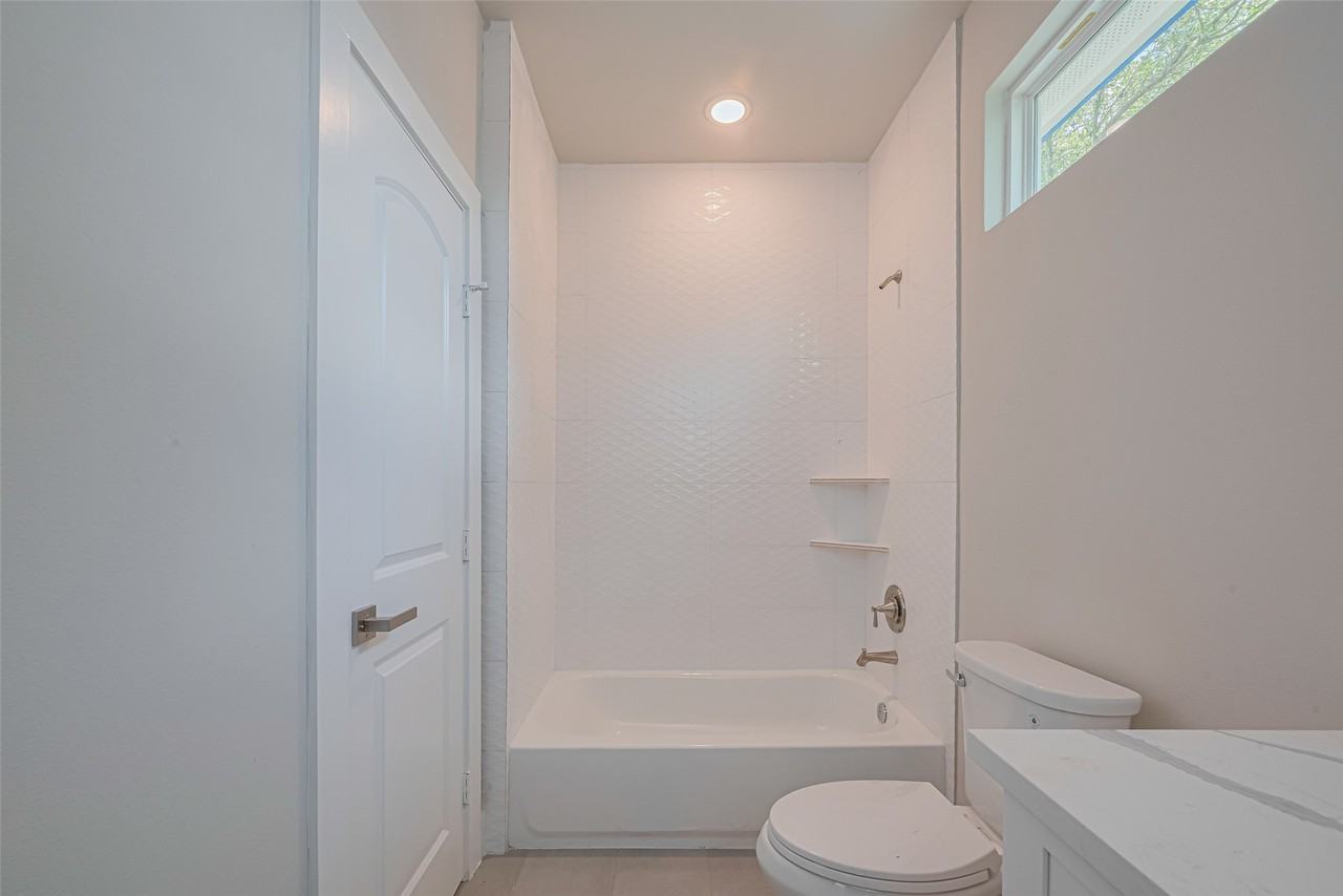 7207 Force St #7207 - Photo 5 of 29