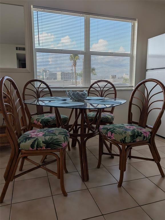 402 Auburn Dr #402 - Photo 7 of 15