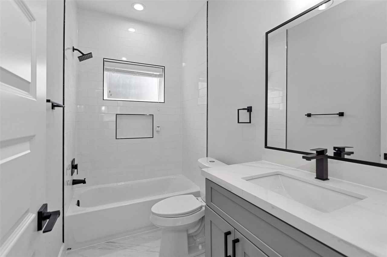 1616 Euel St #1616 - Photo 2 of 42