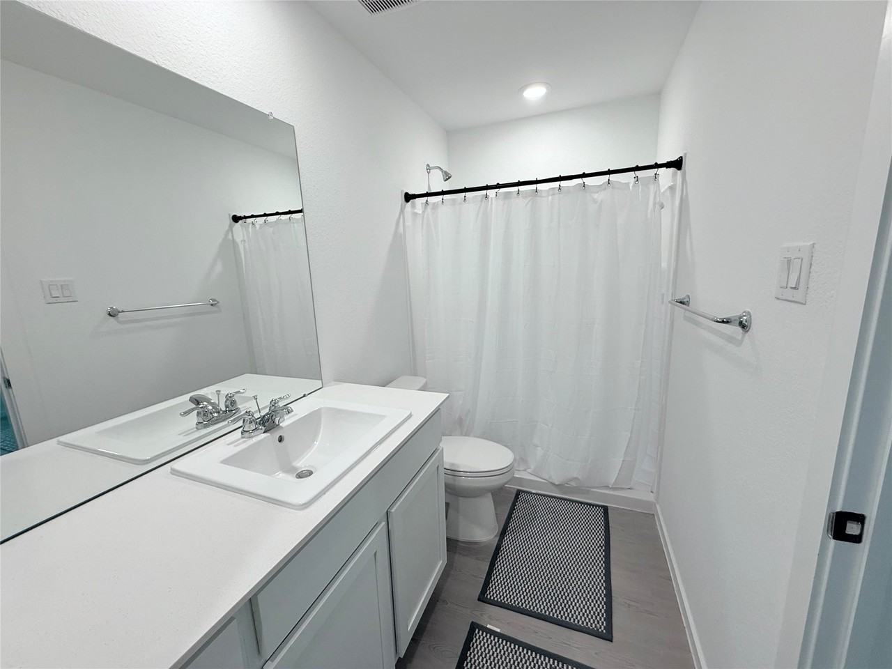 21321 Carosella Dr #21321 - Photo 4 of 30