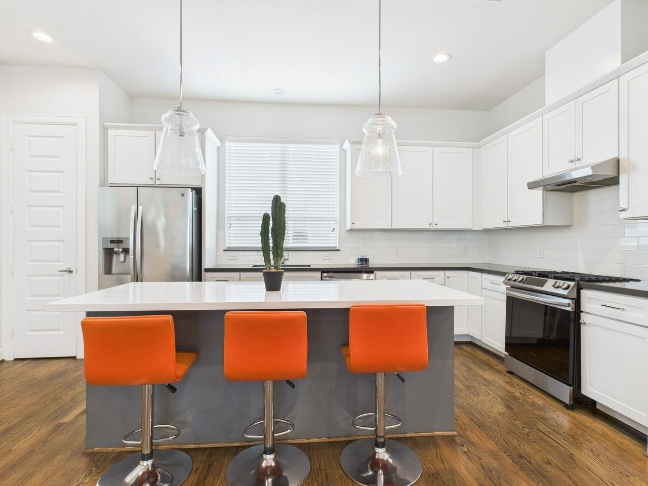 2761 Clinton Dr #2761 - Photo 2 of 38