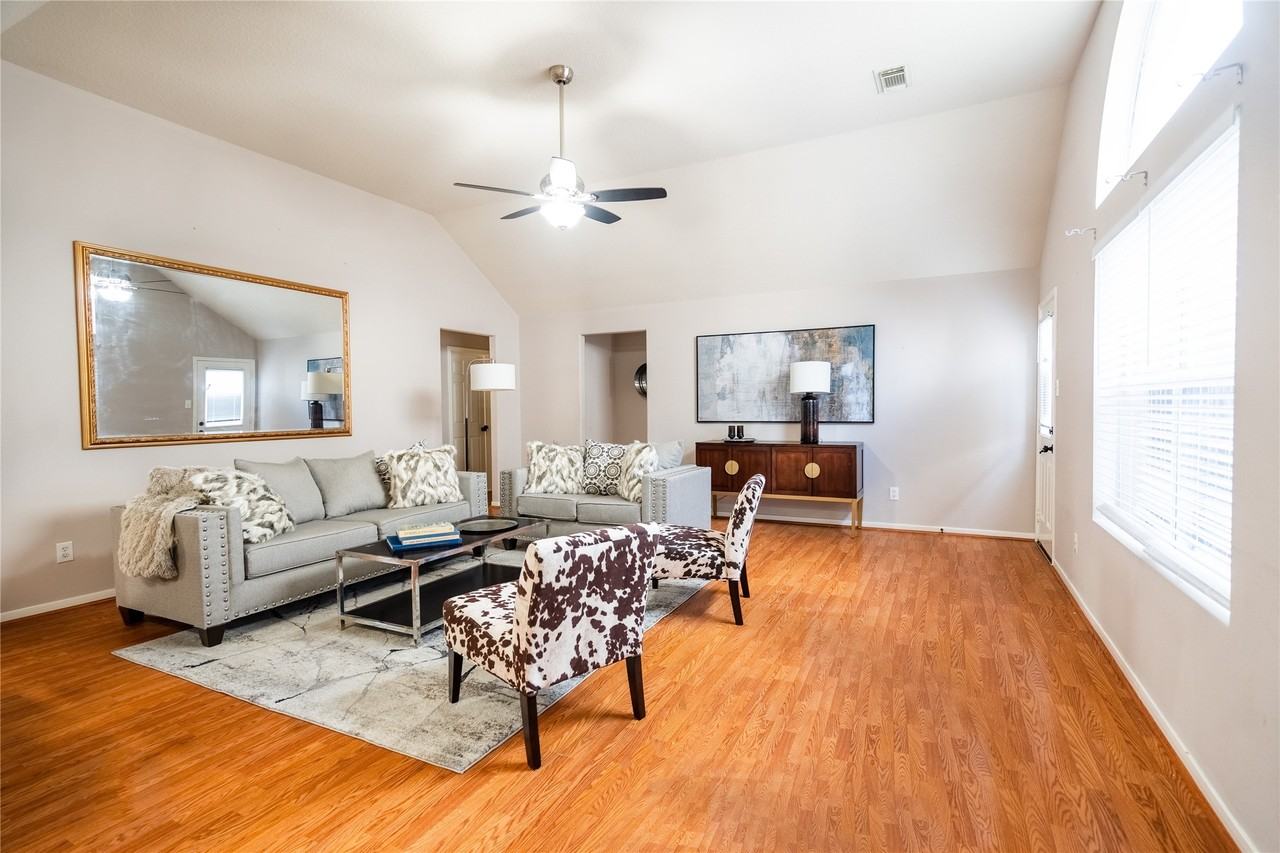 15419 Hazel Thicket Trl #15419 - Photo 2 of 23