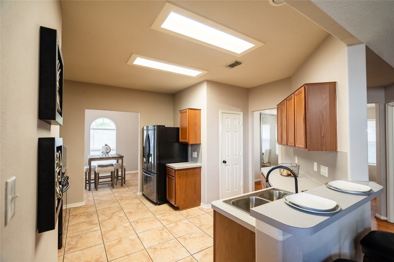 15419 Hazel Thicket Trl #15419 - Photo 7 of 23