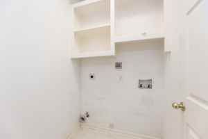 featured image of 910 Presley Way #910