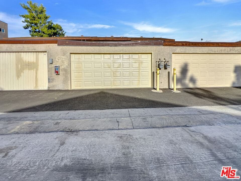 13701 Hubbard St #13701-44 - Photo 2 of 16