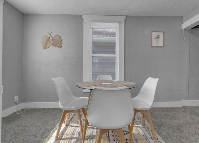 1011 19th Ave - Photo 6 of 9